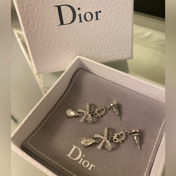 New Authentic Dior Logo Crystal Bow Rhinestone Earrings Silver - Picture 5 of 6